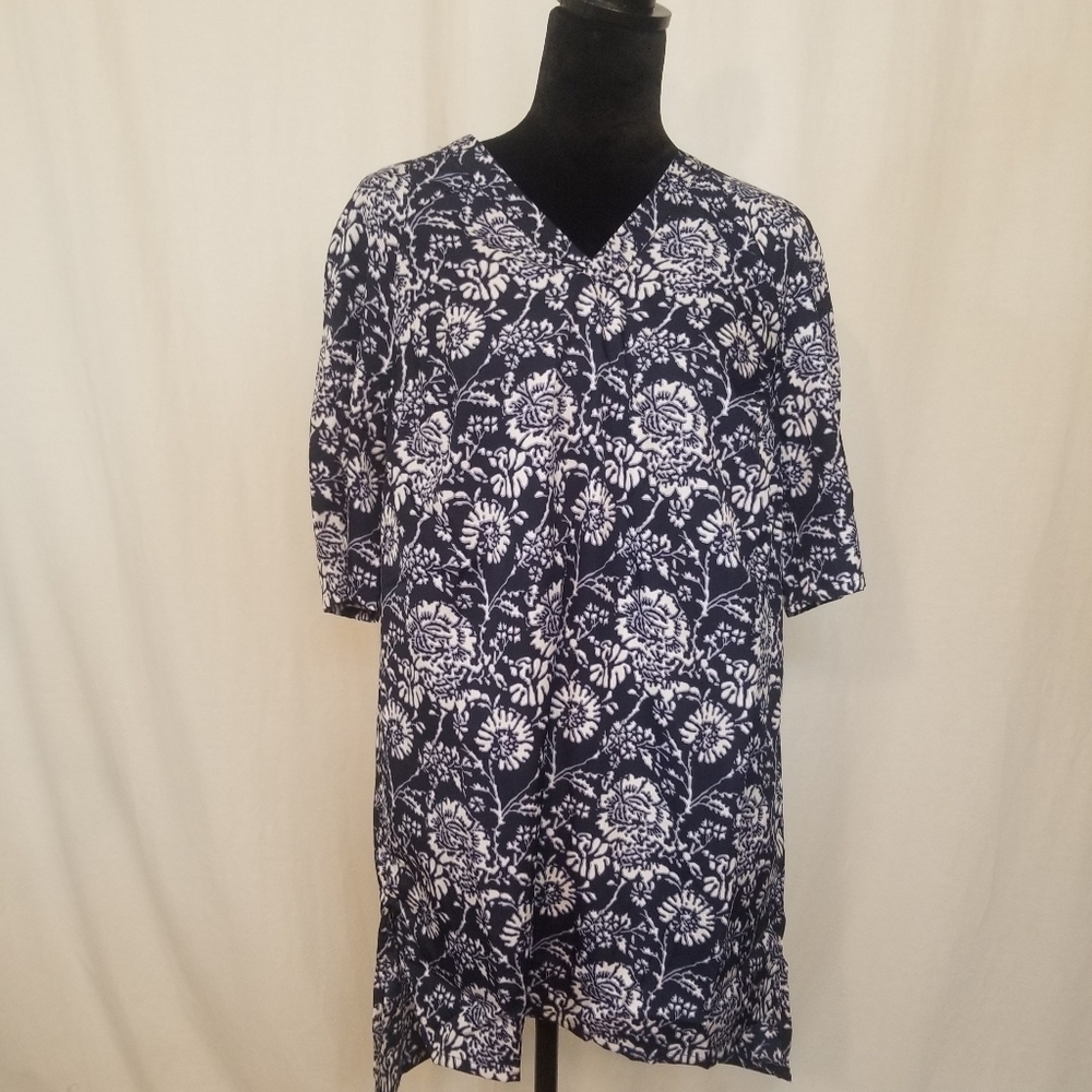 NWOT Ellos V neck Blouse